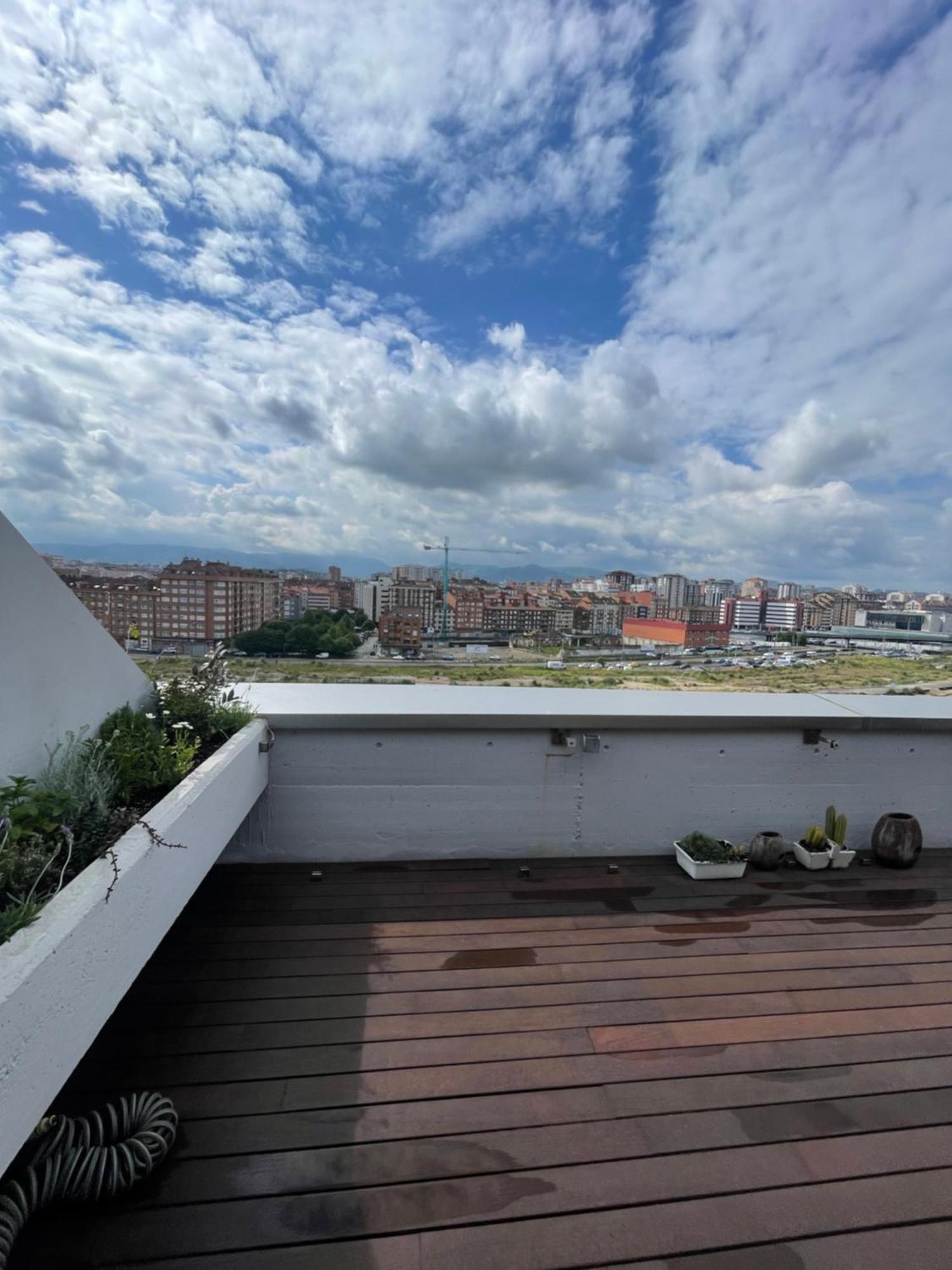 Appartamento El Atico De La Playa Parking Gratis Gijón Esterno foto
